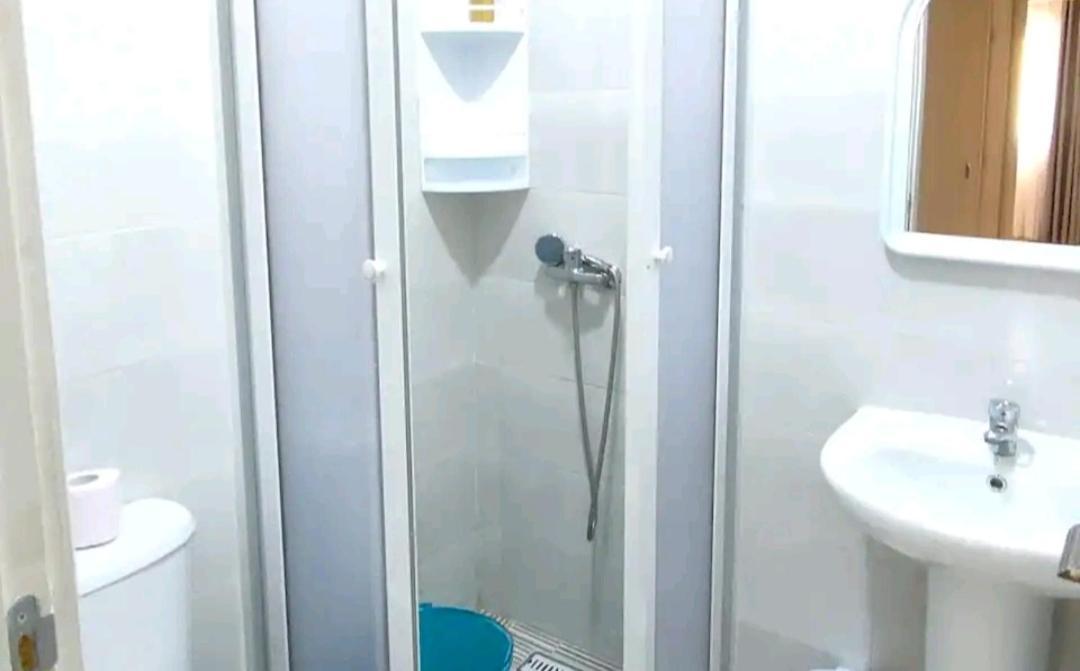 Nouvelle Appartement Climatise Pour Un Sejour De Top Tánger Exterior foto