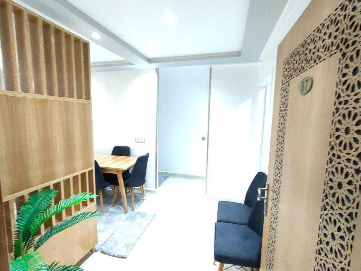 Nouvelle Appartement Climatise Pour Un Sejour De Top Tánger Exterior foto